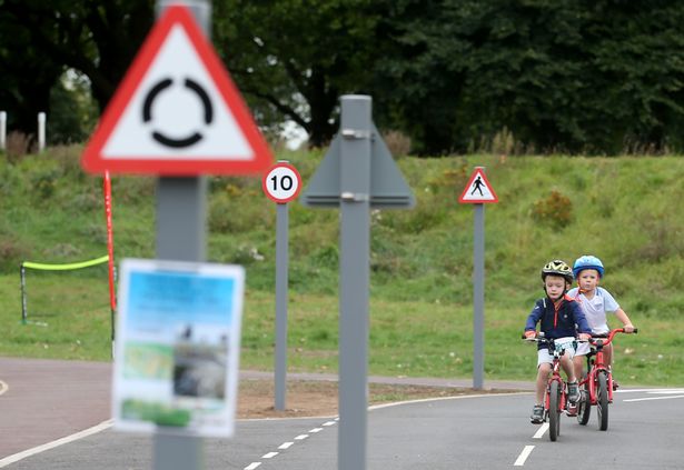Read more about the article Children’s road safety cycling track
